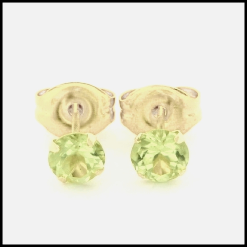 10k yellow gold peridot stud earrings